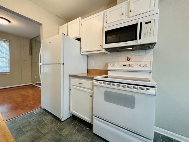 2955 Lexington Ct in Woodbridge, VA - Building Photo - Building Photo