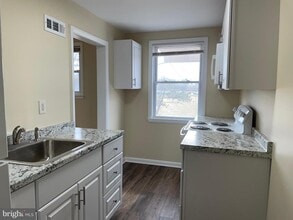 192 Madison Dr in Newark, DE - Building Photo - Building Photo