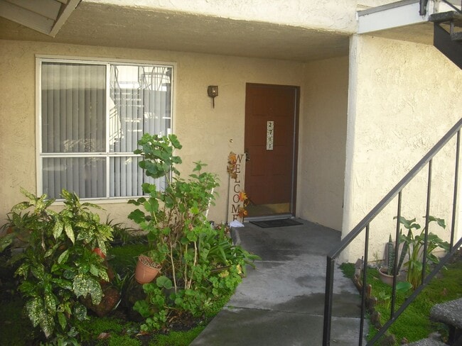 property at 2711 Jill Pl