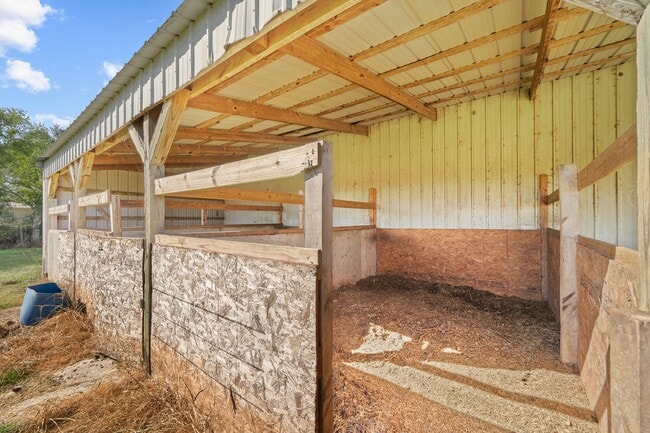 property at 4306 FM 1462