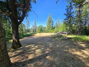 300 Sierra College Dr in Grass Valley, CA - Building Photo - Building Photo