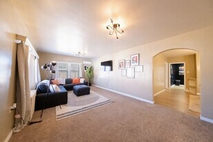 170 E 100 N, Unit ID1249855P in Kanab, UT - Building Photo