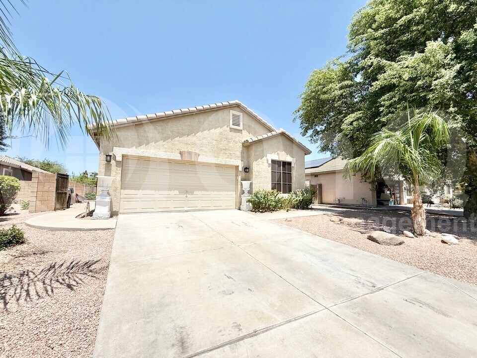 9414 W Ross Ave in Peoria, AZ - Building Photo