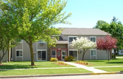 Rensway Apartments in Waupun, WI - Building Photo