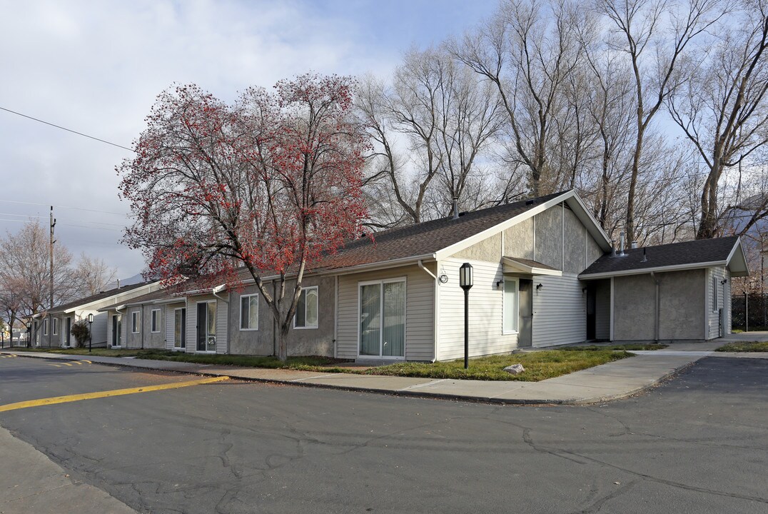 Kimi in Ogden, UT - Foto de edificio