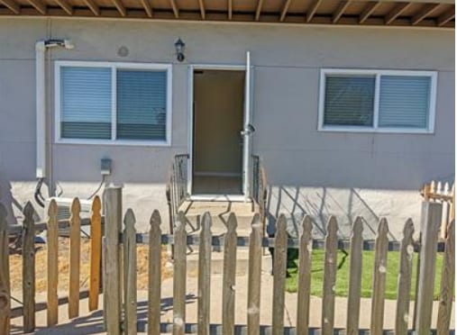 4219-42235 Winona Ave in San Diego, CA - Building Photo - Building Photo