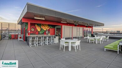 1000 S Broadway, Unit 211 in Denver, CO - Building Photo - Building Photo