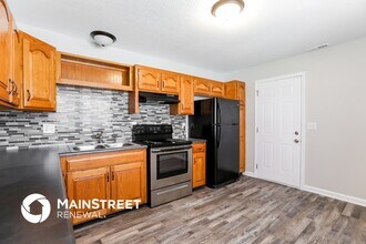 1810 Vista Dr in Independence, MO - Building Photo - Building Photo