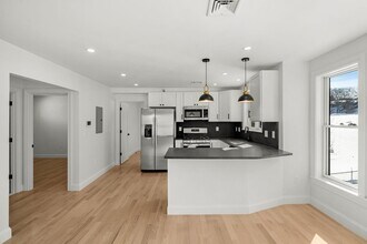 55 Dustin St in Boston, MA - Building Photo - Building Photo