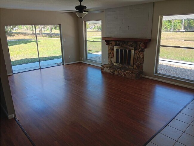 20820 Chisholm Trail in Land O Lakes, FL - Building Photo - Building Photo