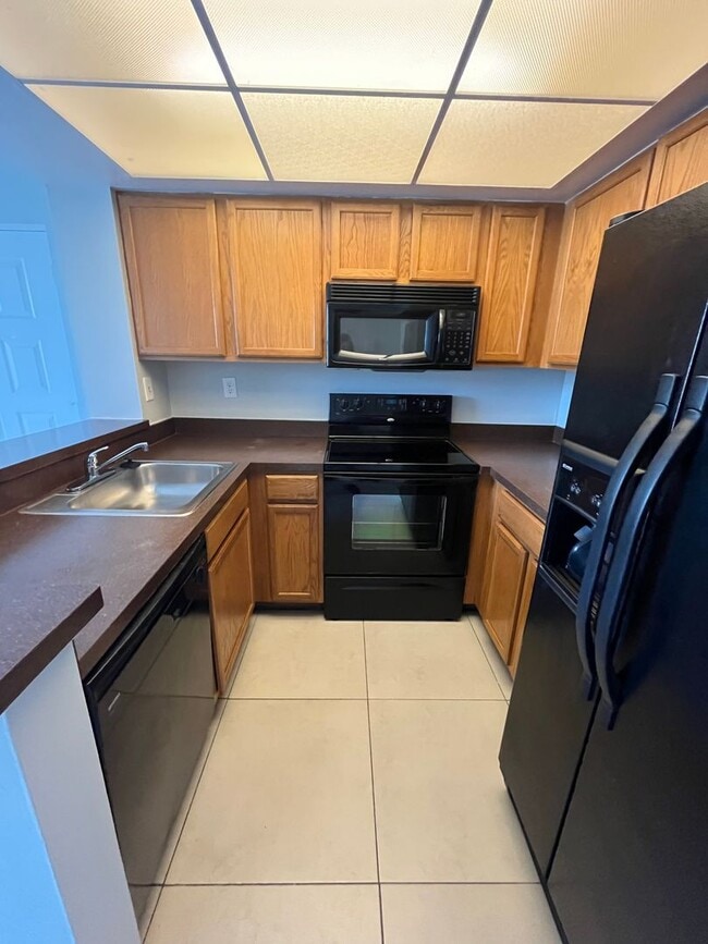 property at 752 Executive Center Dr