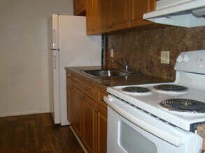 10005 S Nob Hill Cir in Tamarac, FL - Building Photo - Building Photo