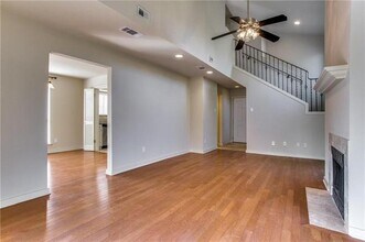 4402 Holland Ave in Dallas, TX - Building Photo - Building Photo