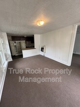 315 S Stonewall Ave in Ada, OK - Building Photo - Building Photo