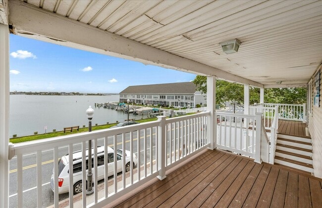 property at 322 Bayshore Dr
