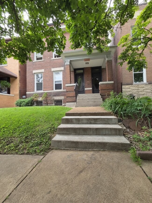 property at 2906 Victor St