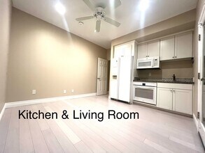 9492 Darling Rd in Ventura, CA - Building Photo - Building Photo