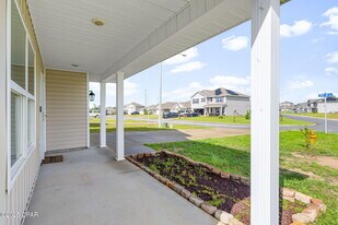 5832 Viking in Panama City, FL - Building Photo