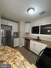 25 Corona Ct in Washington Township, NJ - Building Photo - Building Photo