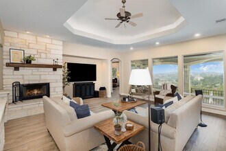 5019 McIntyre Cir in Austin, TX - Building Photo - Building Photo