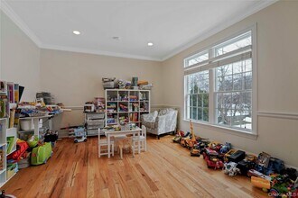 484 Rosedale Ave in White Plains, NY - Building Photo - Building Photo