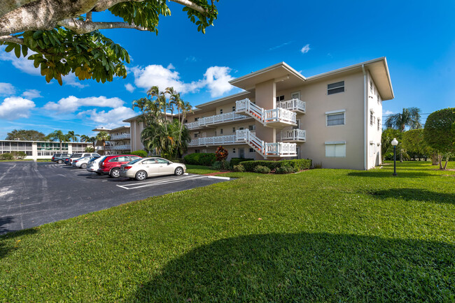 2991 Garden Dr in Lake Worth, FL - Foto de edificio - Building Photo