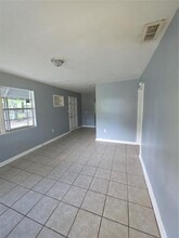 3720 NE 3rd St in Ocala, FL - Building Photo - Building Photo