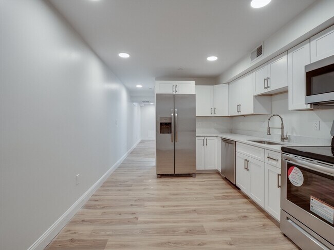 14 William St in Worcester, MA - Building Photo - Building Photo