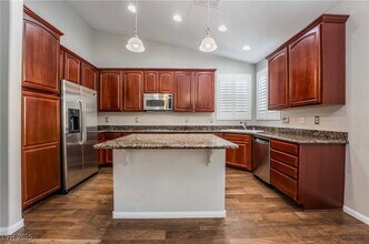 2802 Auchmull St in Henderson, NV - Building Photo - Building Photo