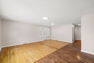 612 Starin Ave, Unit 1 in Buffalo, NY - Foto de edificio - Building Photo