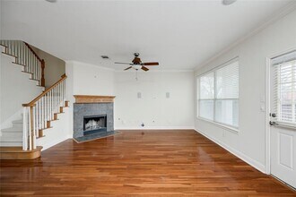 1817 Village Oak Ct in Austin, TX - Building Photo - Building Photo