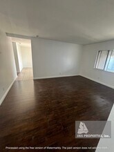 1250 S Brookhurst St in Anaheim, CA - Building Photo - Building Photo
