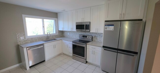 property at 4132 Cove Ln