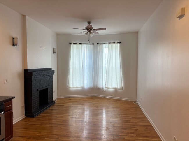 524 W 78th St in Chicago, IL - Building Photo - Building Photo