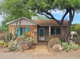 3319 N Tyndall Ave in Tucson, AZ - Building Photo