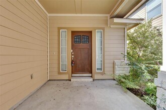 1505 Huckleberry Ln in Austin, TX - Building Photo - Building Photo