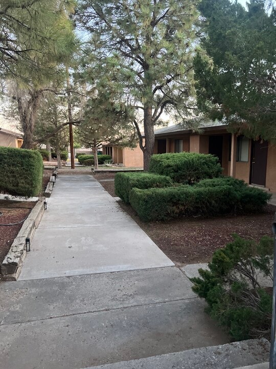 629 Kingman Ave, Unit C in Grants, NM - Building Photo