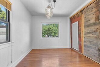 8041 Winthrope St in Oakland, CA - Building Photo - Building Photo