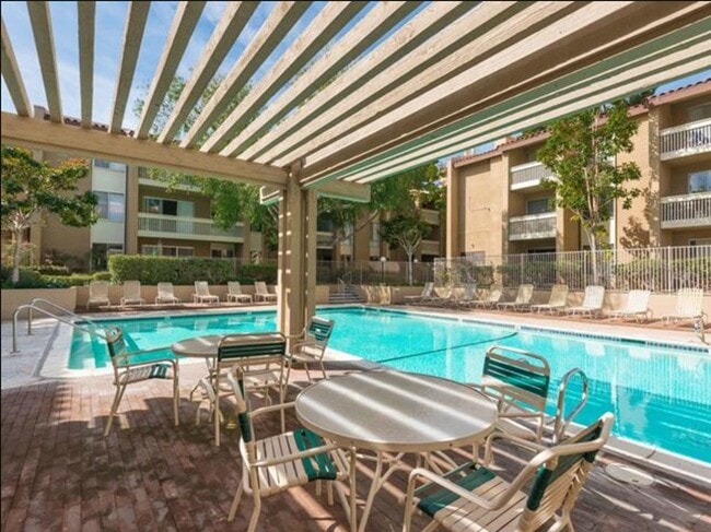 property at 1885 Diamond St