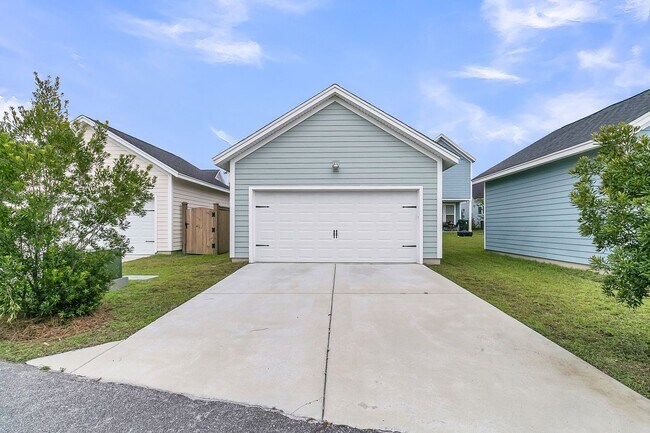 243 Symphony Ave in Summerville, SC - Building Photo - Building Photo