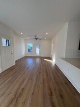 4827 N Vassar Ave in Wichita, KS - Foto de edificio - Building Photo