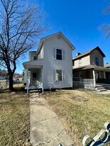 425 Brighton Blvd in Zanesville, OH - Building Photo