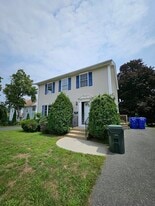 61 Lawe St in Springfield, MA - Building Photo
