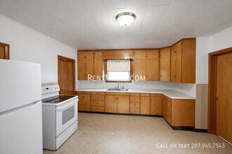 445 Main St in Old Town, ME - Building Photo - Building Photo