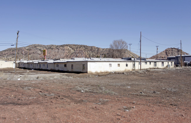 Hacienda Motel in Gallup, NM - Building Photo - Building Photo