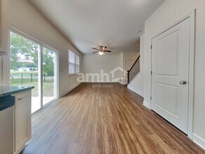 8498 Highfield Ave in Jacksonville, FL - Building Photo - Building Photo