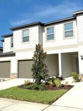 10171 Trumpet Honeysuckle Wy in San Antonio, FL - Building Photo - Building Photo