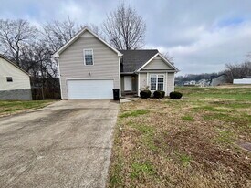 405 Zurich Ct in Clarksville, TN - Building Photo