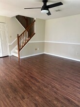 375 Jonathan Ct in Hummelstown, PA - Building Photo - Building Photo