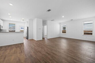 472 Pickrell Lp in Liberty Hill, TX - Building Photo - Building Photo